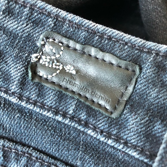 PAIGE Skyline Ankle Peg Jeans - Picture 10 of 12